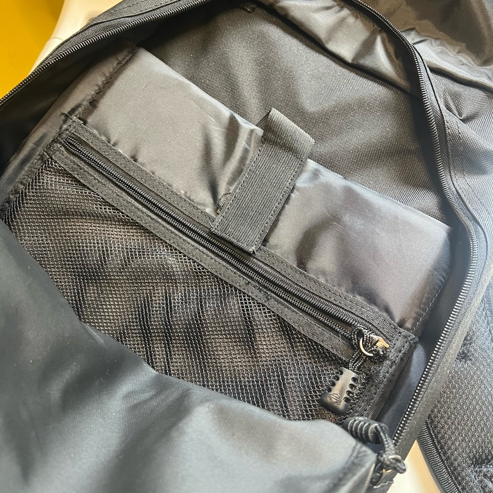 Harley-Davidson Black Backpack - Rugged Logo Pack - Picture 6 of 8